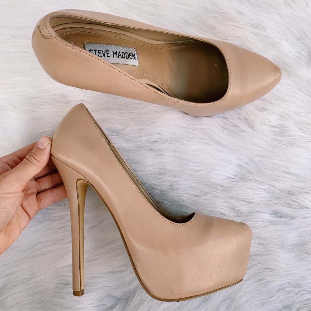 Steven madden nude stiletto heals size 7.5